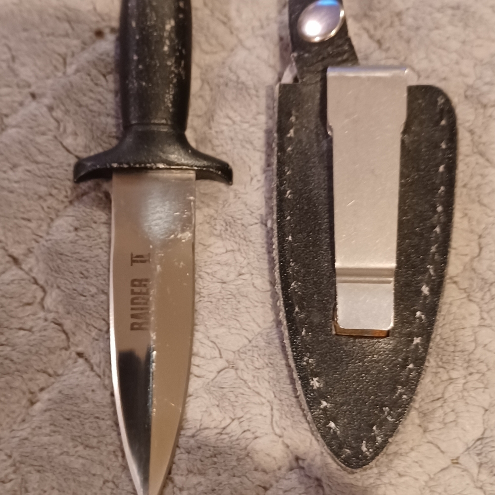 Raider ll vintage bootknife